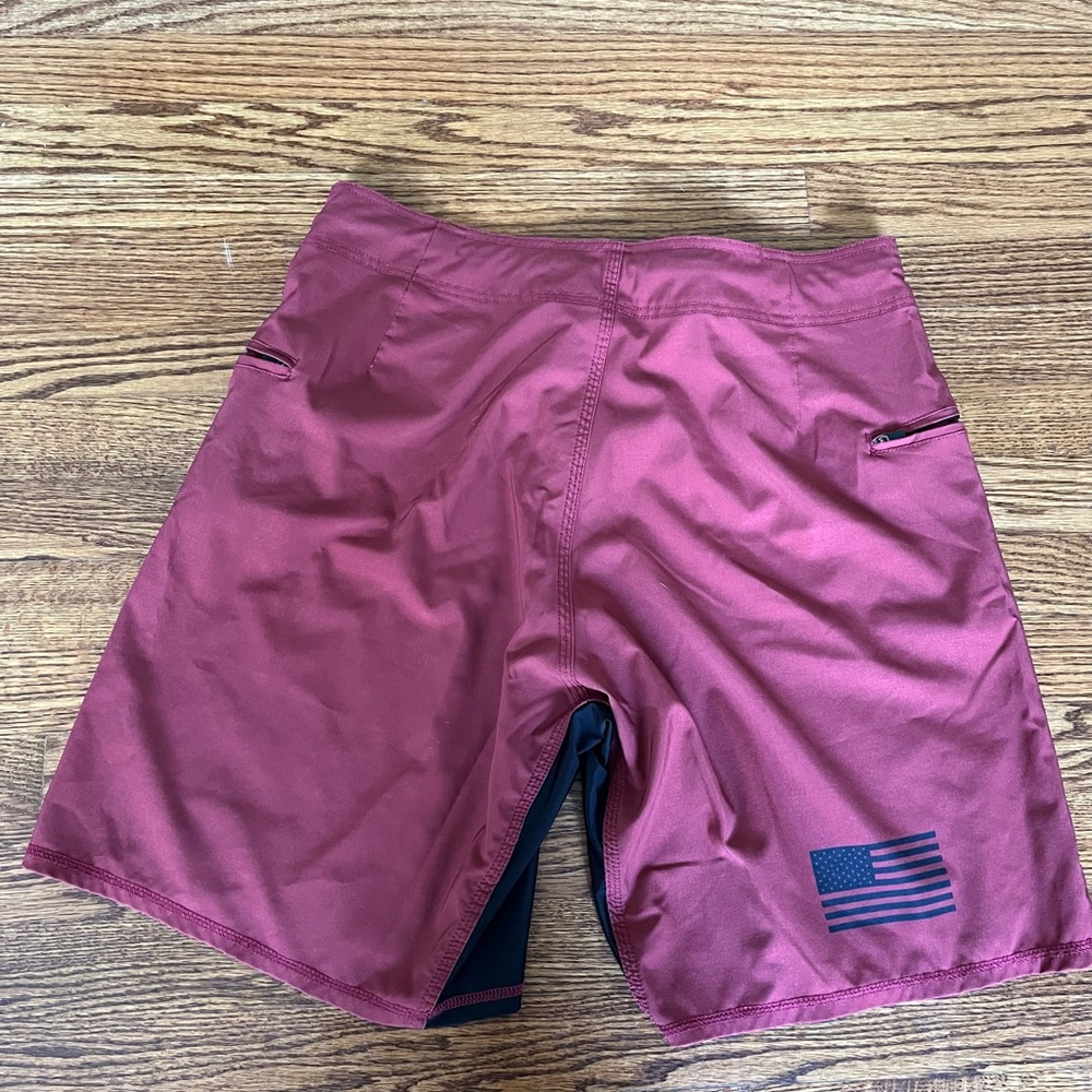 Born primitive American defender shorts size 34